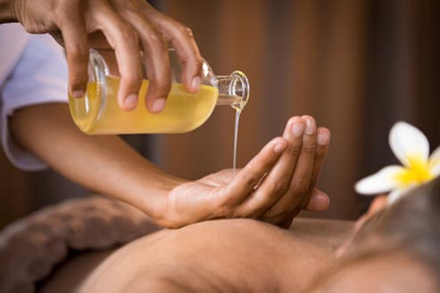 Classic Massage Arrangement in Hamburg Eppendorf